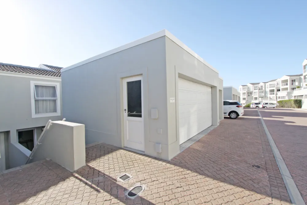 Security estate home sold in Big Bay - 1TV1729693