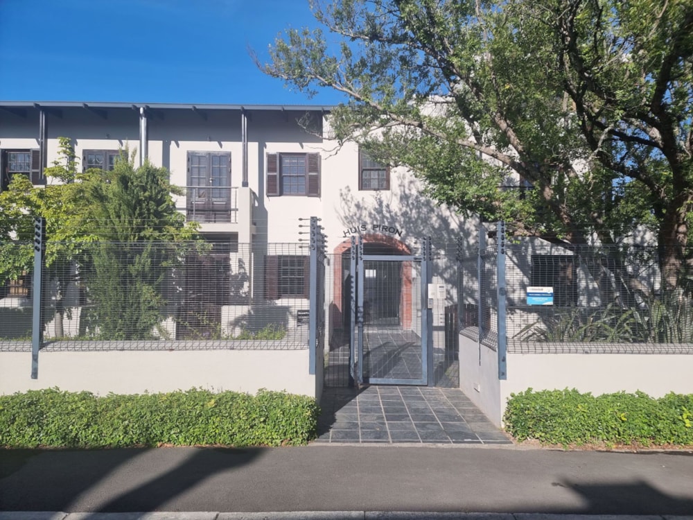 Bachelor apartment to rent in Stellenbosch Central - STL1750695 Bachelor apartment to rent in Stellenbosch Central - STL1750695