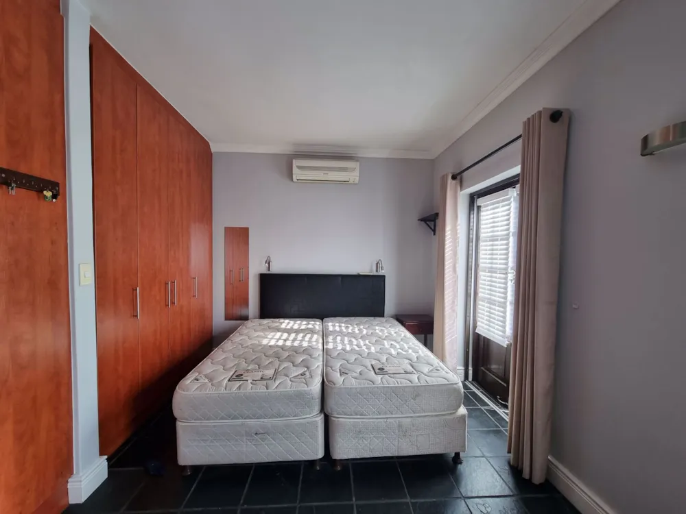 Bachelor apartment let in Stellenbosch Central - STL1750695 Bachelor apartment let in Stellenbosch Central - STL1750695