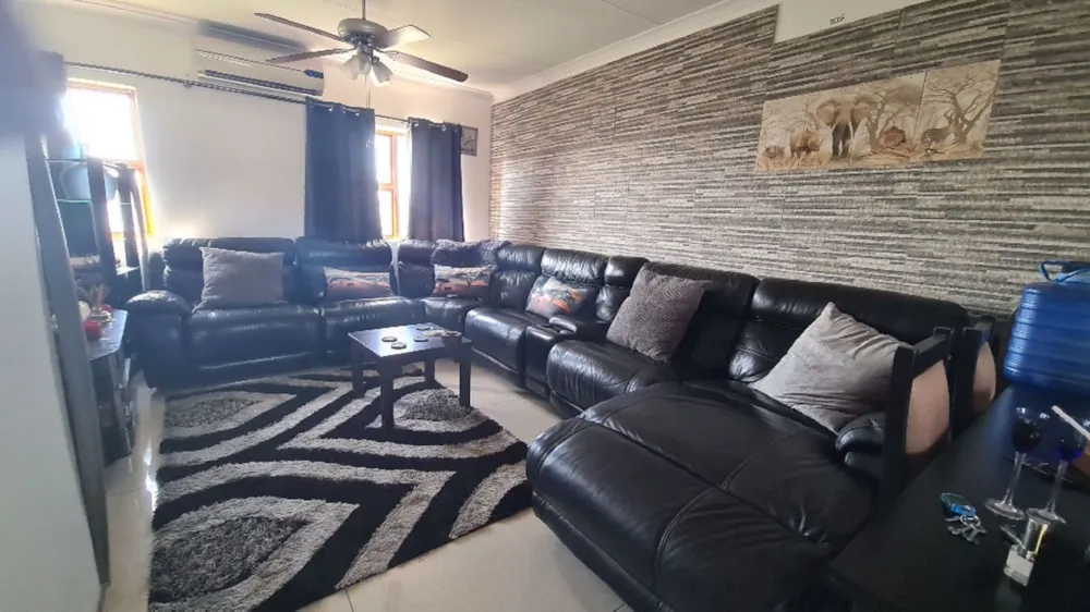 Double-storey apartment for sale in Arboretum, Richards Bay - 1RY1556764 Double-storey apartment for sale in Arboretum, Richards Bay - 1RY1556764