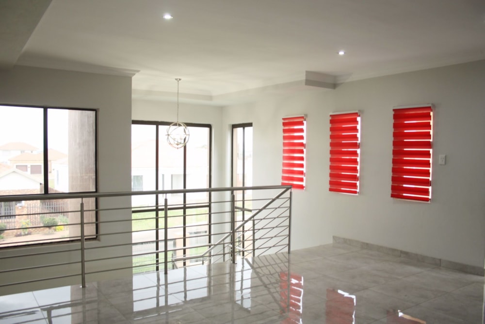 Security complex home for sale in Lydenburg (Mashishing) - 1LY1557335