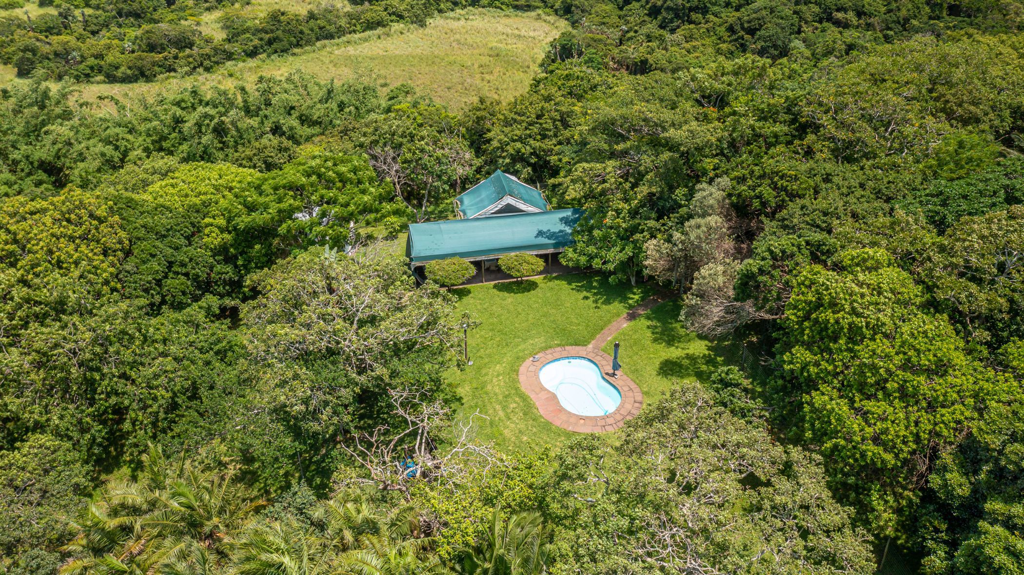 Smallholding for sale in Southport - 1UW1327699