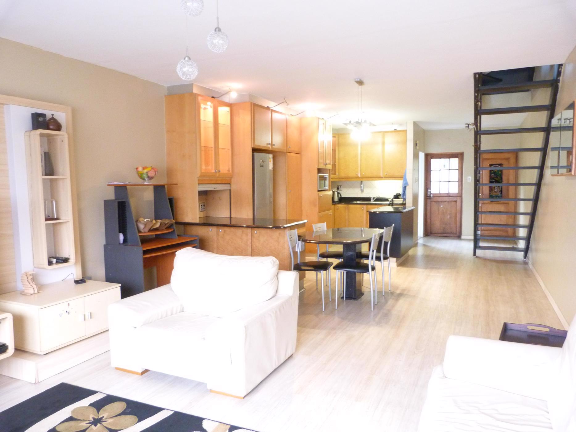 Security complex home to rent in Meer en See - 1RY1728594