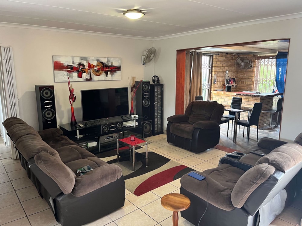 Townhouse to rent in Lorraine - 1PLZ1733236