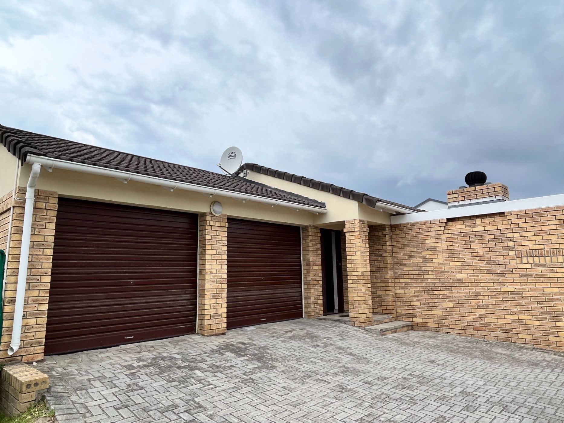 Townhouse to rent in Lorraine - 1PLZ1733236