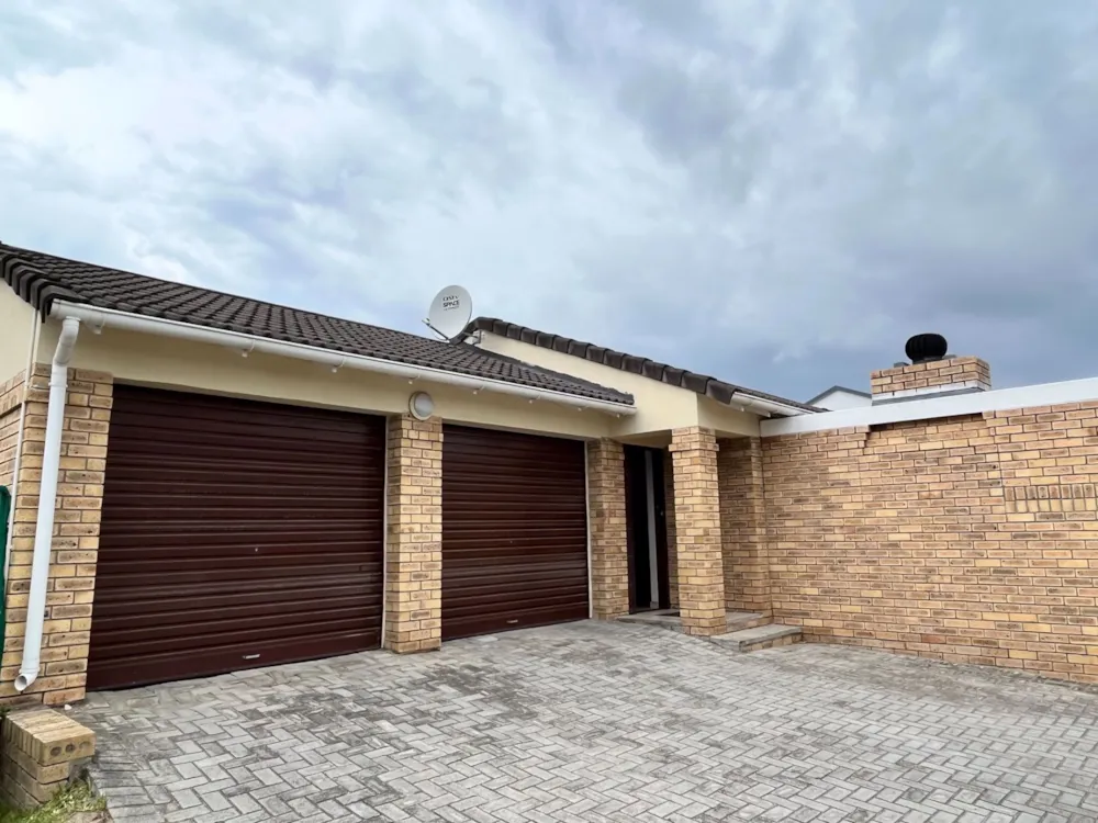 Townhouse let in Lorraine - 1PLZ1733236