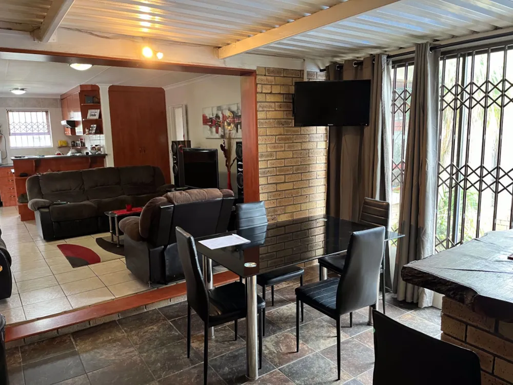 Townhouse let in Lorraine - 1PLZ1733236