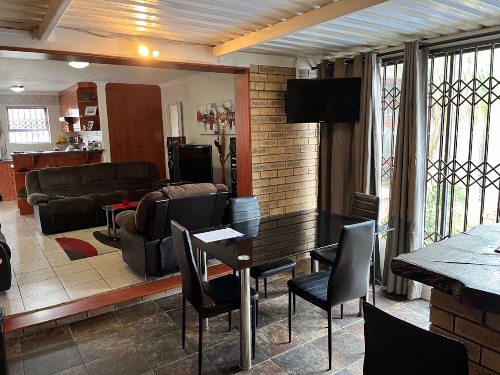 Townhouse to rent in Lorraine - 1PLZ1733236