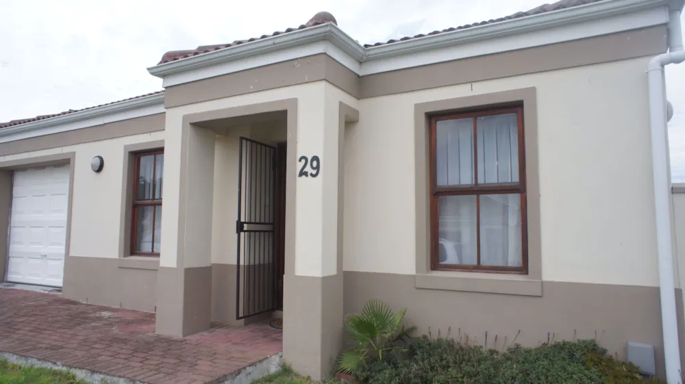 House let in Vredelust, Kuils River - 1KV1735887 House let in Vredelust, Kuils River - 1KV1735887