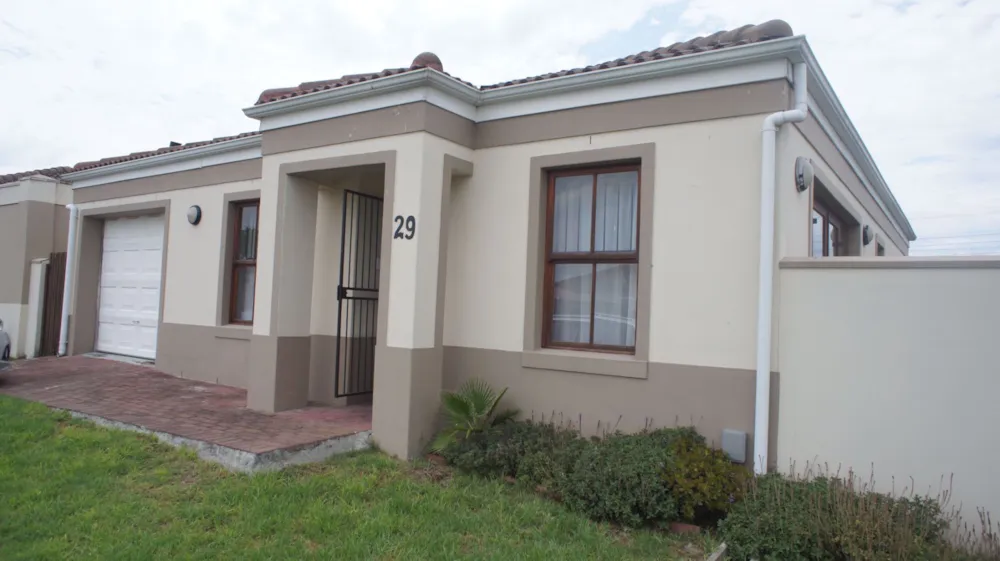 House let in Vredelust, Kuils River - 1KV1735887 House let in Vredelust, Kuils River - 1KV1735887