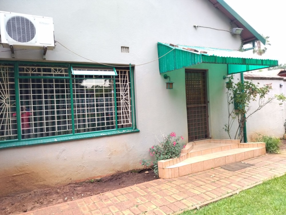 House for sale in Brakpan Central - 1BJ1559223