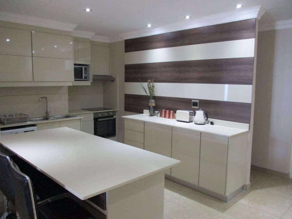 Apartment to rent in Illovo Beach - 1WB1720546 Apartment to rent in Illovo Beach - 1WB1720546