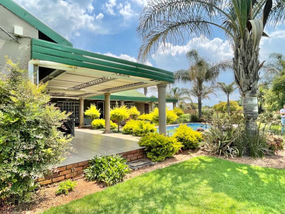 Smallholding for sale in Rietfontein AH, Pretoria East - PT1676540