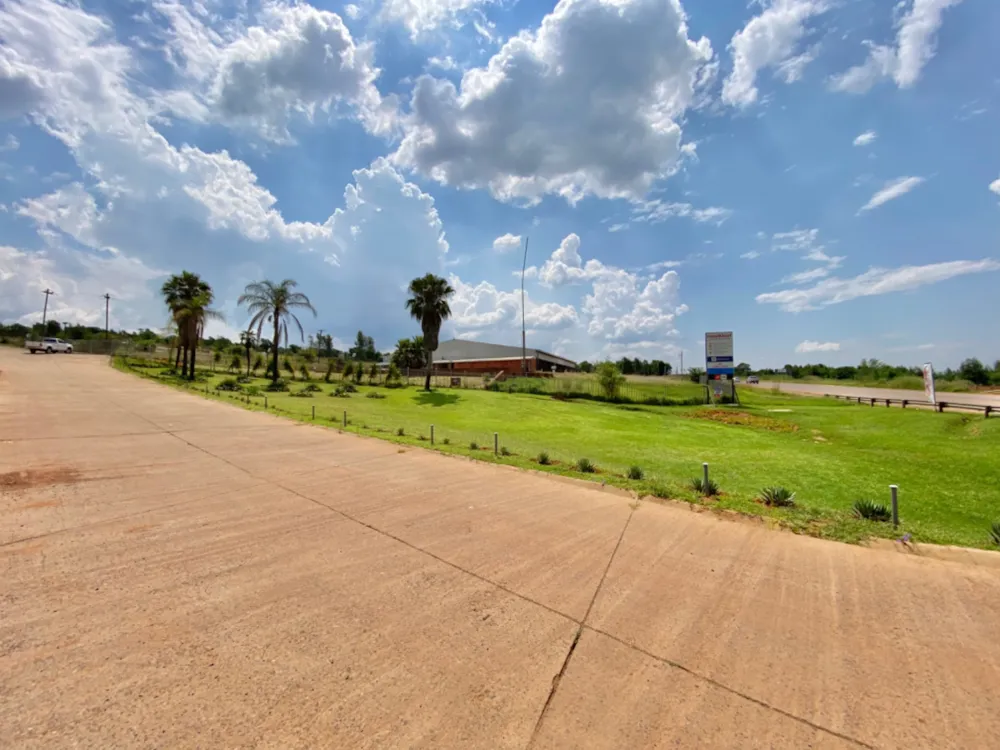 Commercial vacant land for sale in Mooikloof - PT1676046