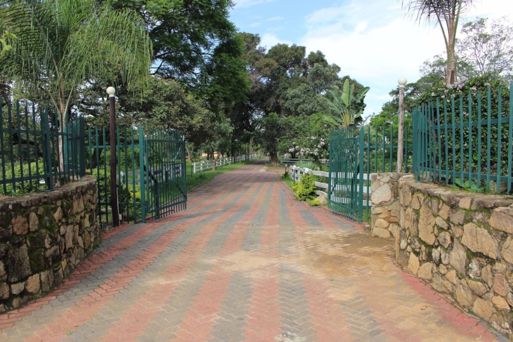 House for sale in Arcturus, Zimbabwe - 3ZB1560561 House for sale in Arcturus, Zimbabwe - 3ZB1560561