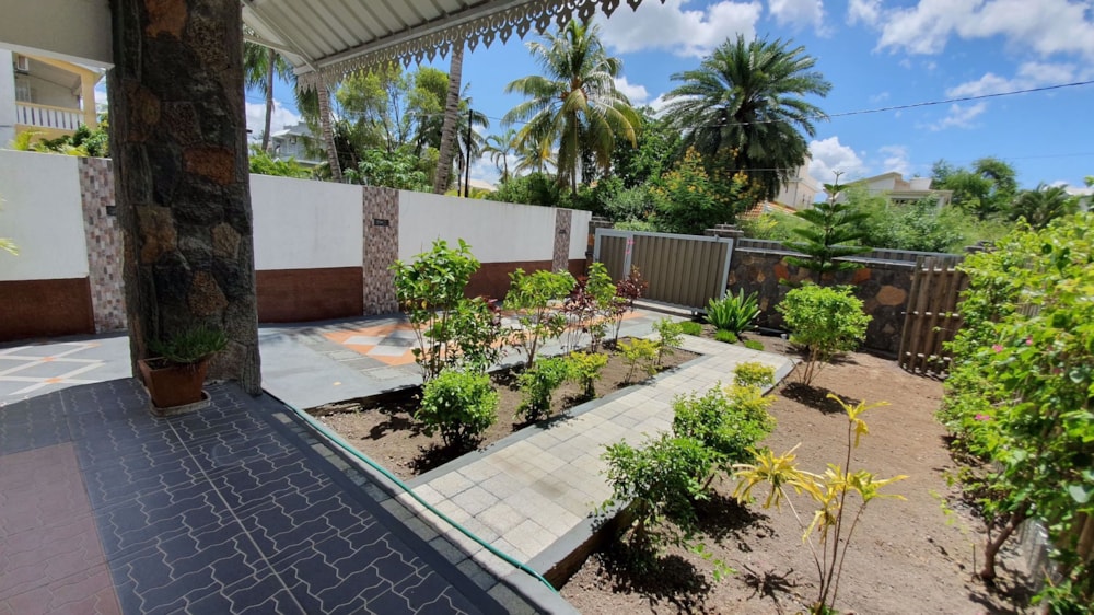 Townhouse to rent in Flic en Flac, Mauritius - MUR1724275 Townhouse to rent in Flic en Flac, Mauritius - MUR1724275