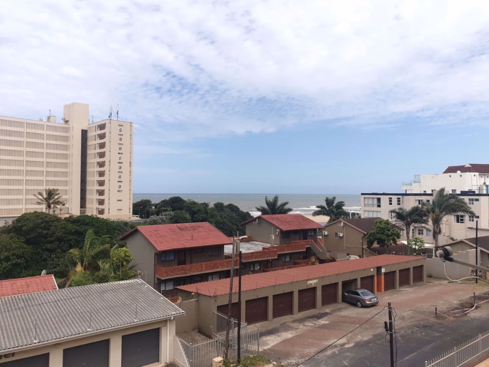 Bachelor apartment for sale in Margate - 1PSH1705959