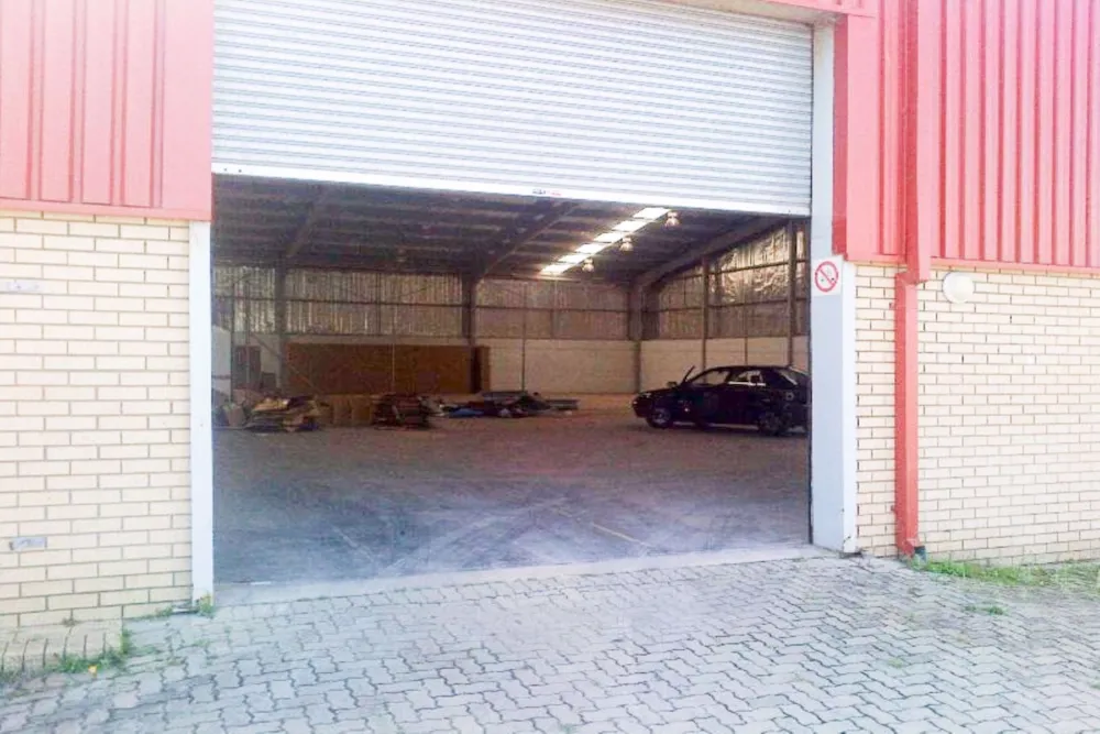 Commercial industrial property to rent in Port Elizabeth (Gqeberha) - 1PLZ1131977