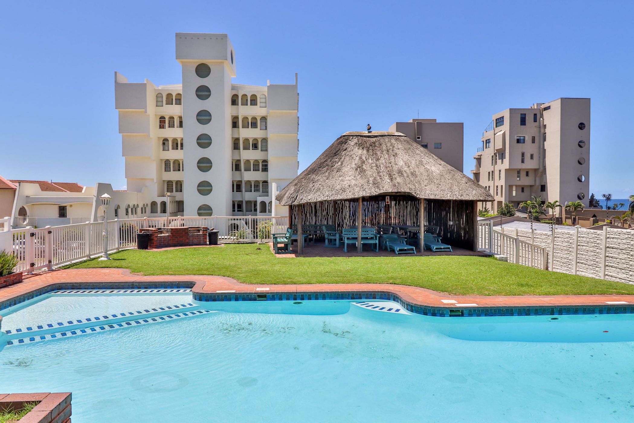Apartment for sale in Ballito - 1BD1693185