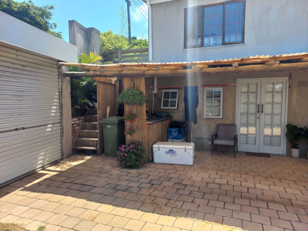 Garden cottage to rent in uMhlanga Rocks - 1ND1735730