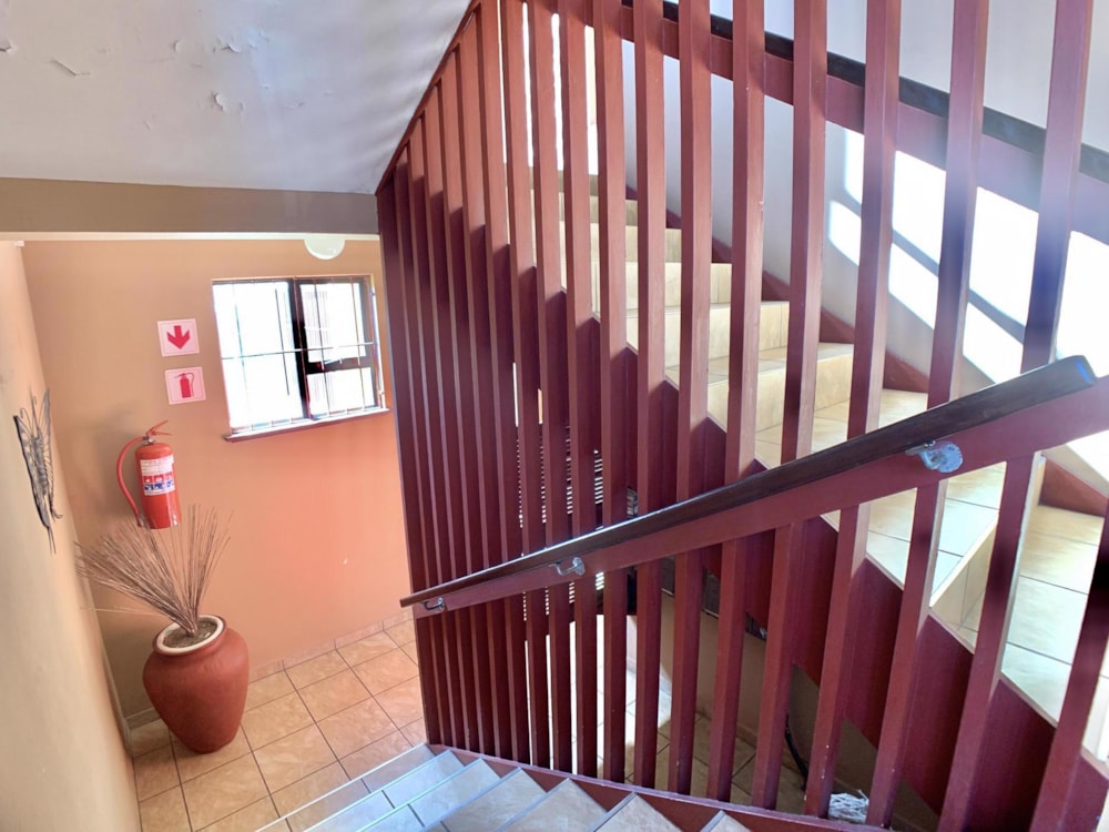 Apartment for sale in Port Shepstone, KwaZulu-Natal - 1PX1604150