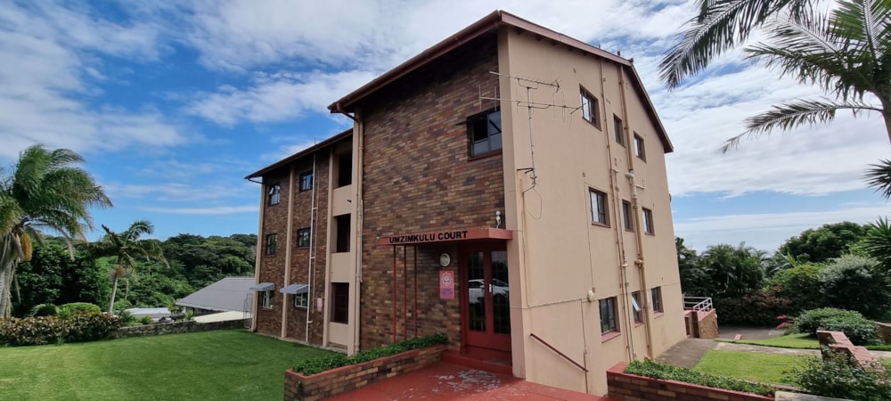 Apartment for sale in Port Shepstone, KwaZulu-Natal - 1PX1604150