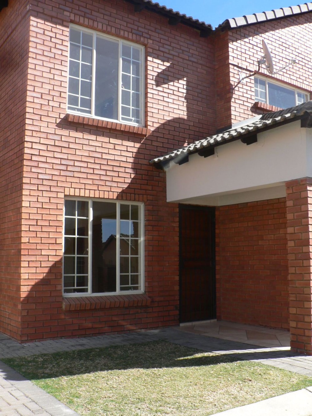 Townhouse to rent in Waterval East - 1RU1539702 Townhouse to rent in Waterval East - 1RU1539702
