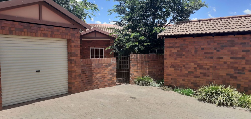 Townhouse for sale in Langenhovenpark - 1BX1718592