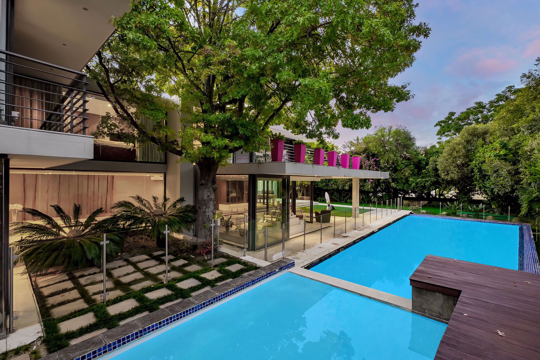 House for sale in Morningside, Sandton - HP1563556