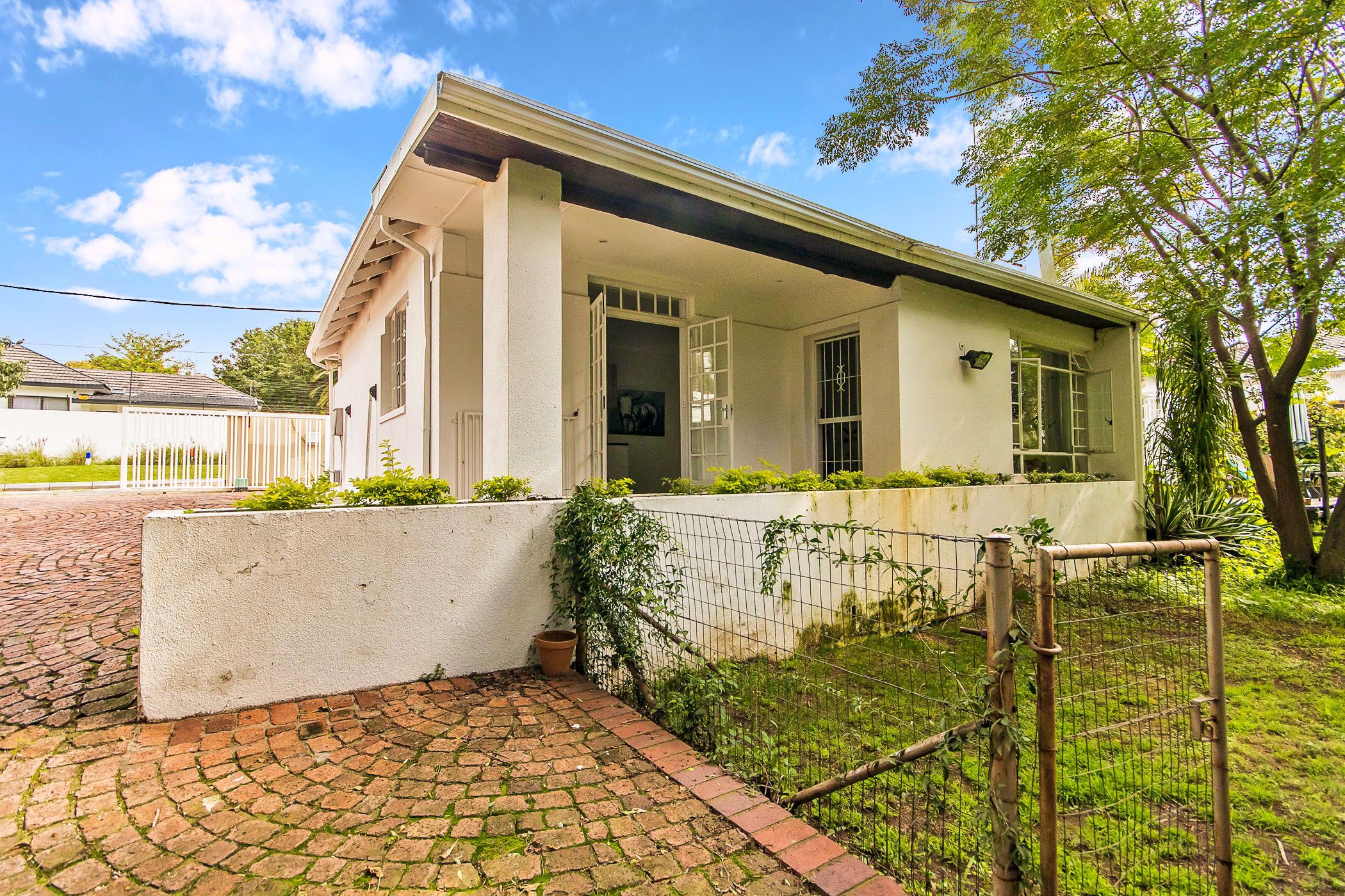 House for sale in Orchards - HP1698526