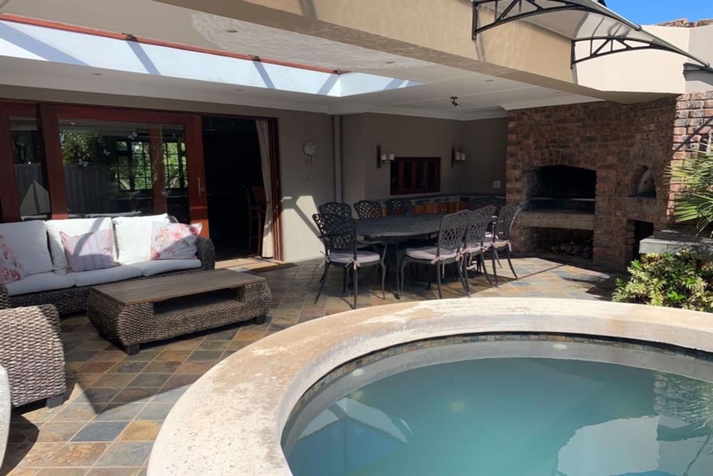 Single-storey house to rent in Kenton on Sea - 1KO1733657