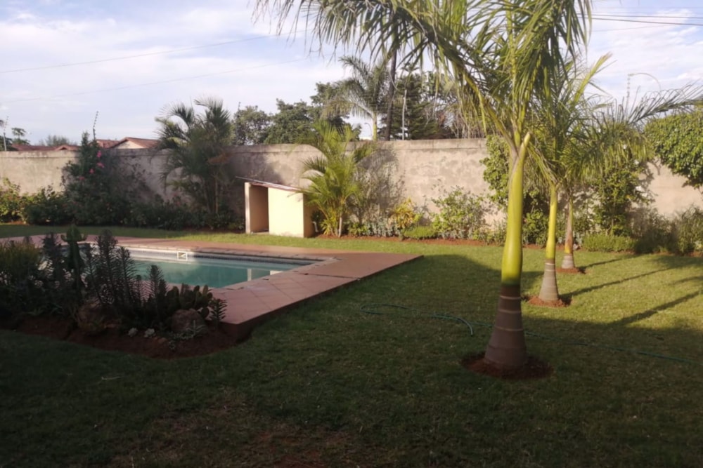 Security estate home to rent in Matola, Mozambique - 3MQ1443785 Security estate home to rent in Matola, Mozambique - 3MQ1443785