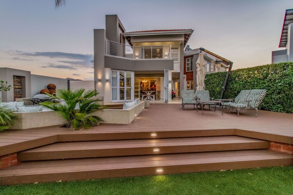 Double-storey house for sale in The Islands Estate - 1HR1701709 Double-storey house for sale in The Islands Estate - 1HR1701709