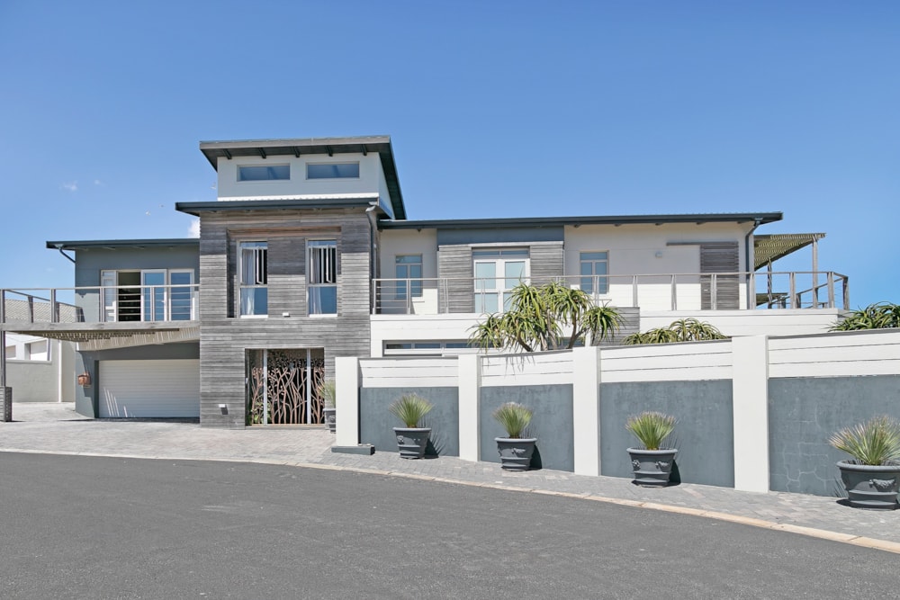 House for sale in Van Riebeeckstrand - 1TV1710694