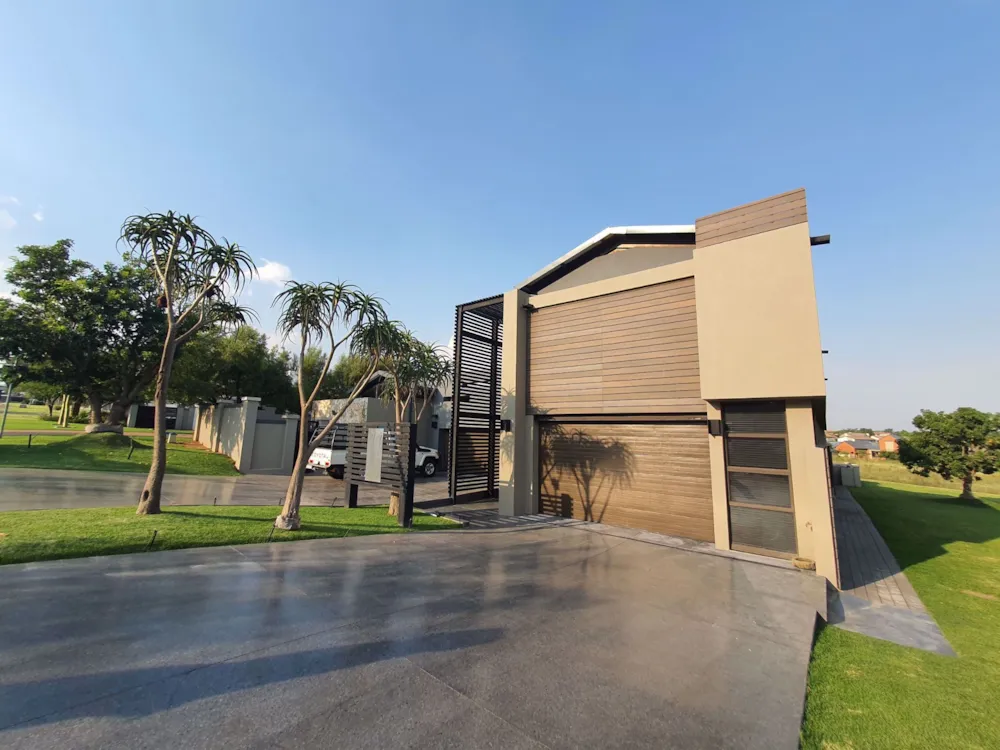 House sold in Midstream Estate - CN1559590 House sold in Midstream Estate - CN1559590