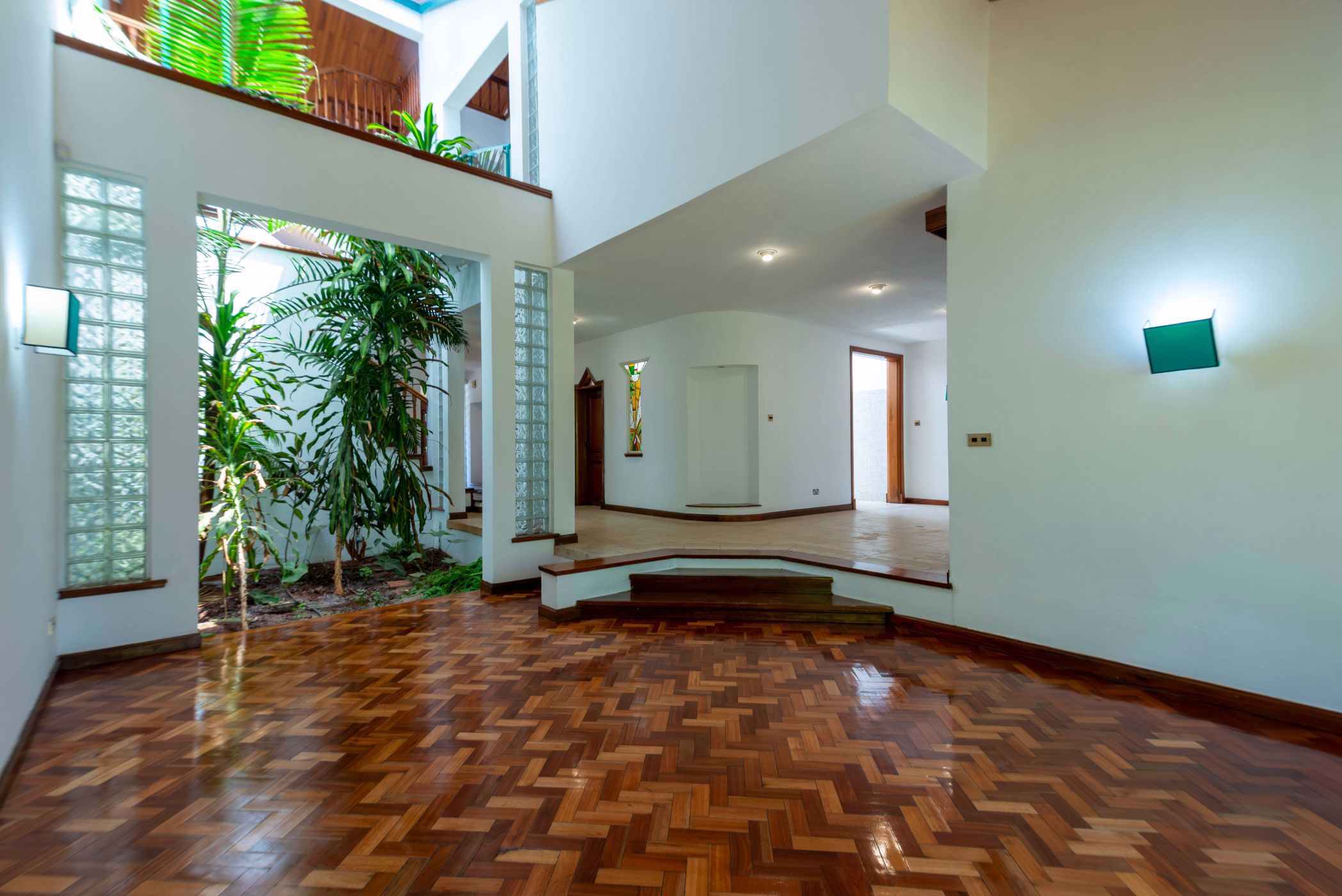 Apartment to rent in Kilimani, Kenya - 3KE1750842