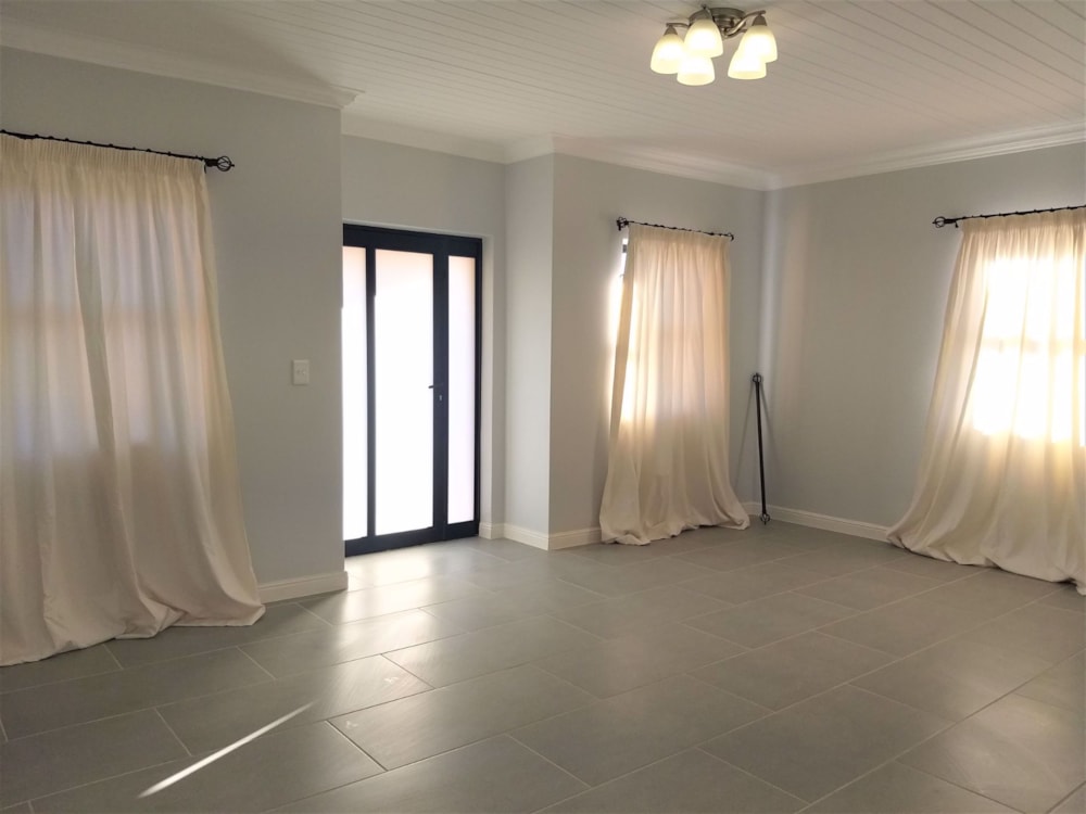 Townhouse to rent in Tafelzicht - 1MS1731120