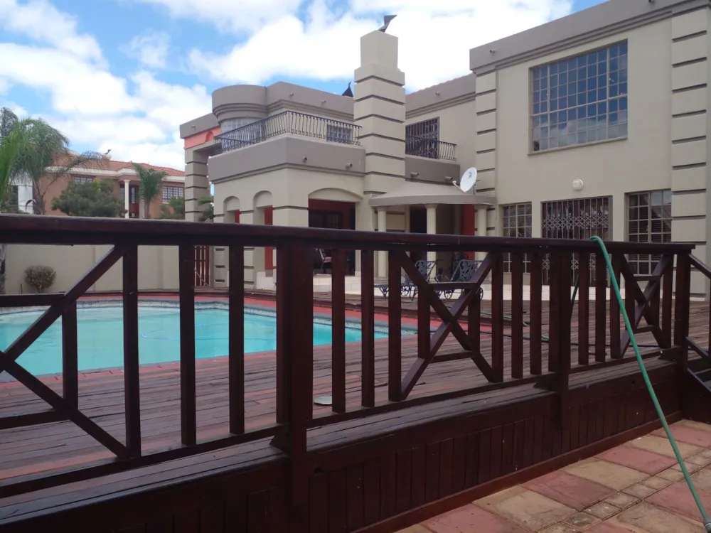 Double-storey house for sale in Sterpark - 1PS1564281 Double-storey house for sale in Sterpark - 1PS1564281