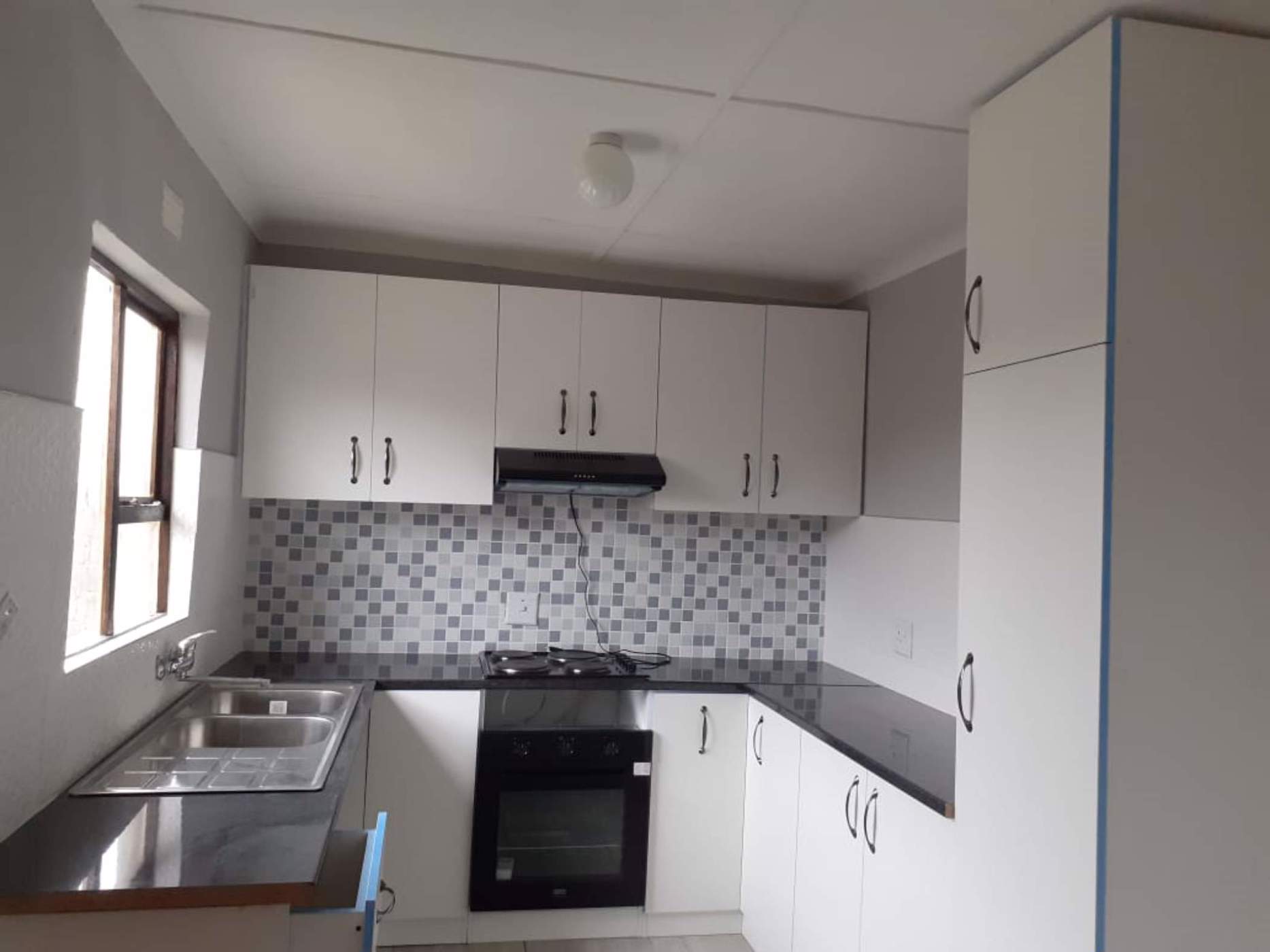 Apartment to rent in Southernwood, Mthatha - 1MH1729211