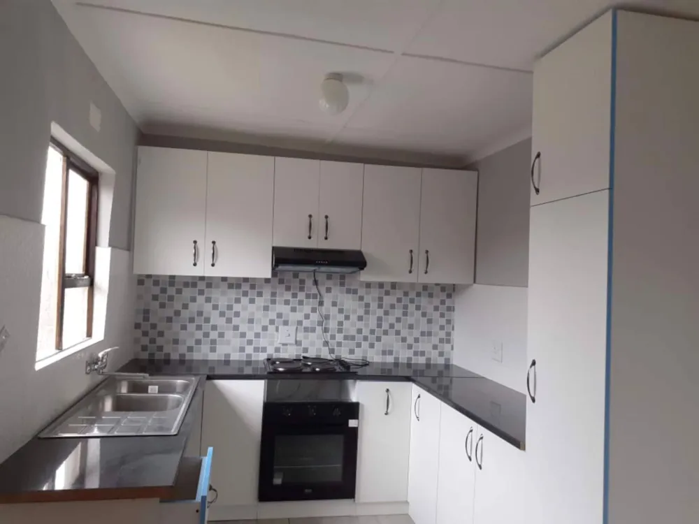 Apartment let in Southernwood, Mthatha - 1MH1729211 Apartment let in Southernwood, Mthatha - 1MH1729211
