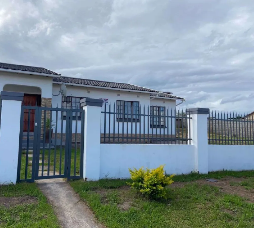 House let in Southernwood, Mthatha - 1MH1728886