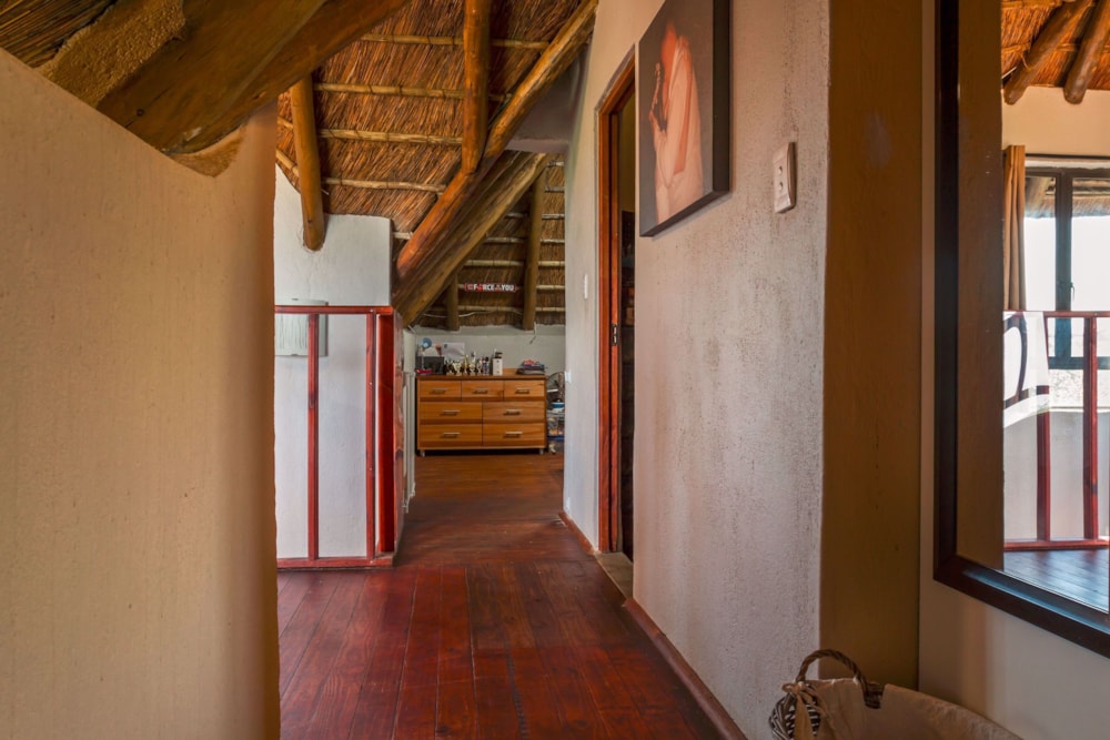 House let in Hoedspruit Wildlife Estate - 1HS1699288 House let in Hoedspruit Wildlife Estate - 1HS1699288