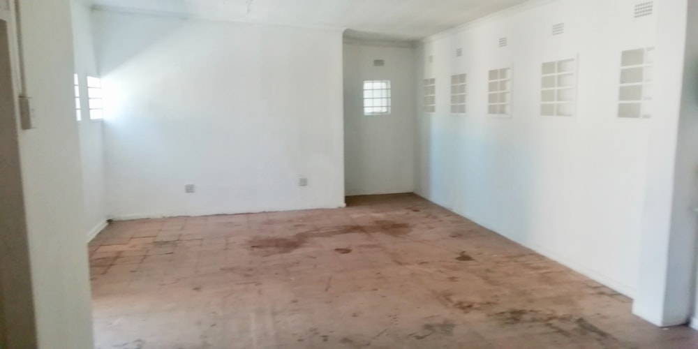 Commercial office to rent in Rustenburg - 1RU1566057