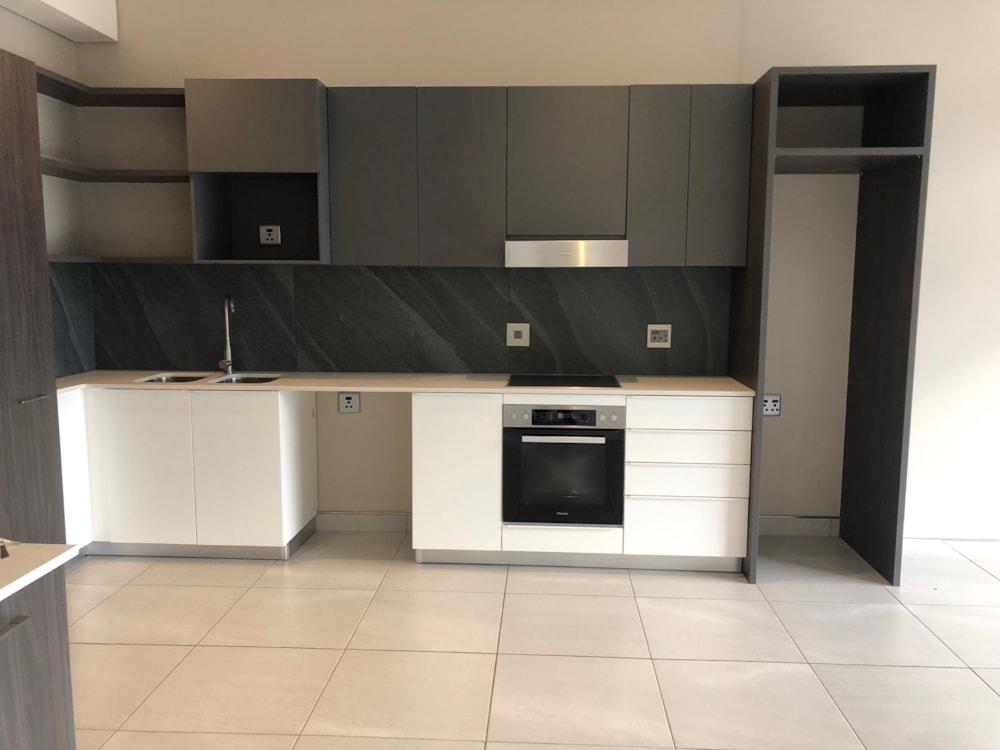 Apartment sold in Menlyn - PT1566122