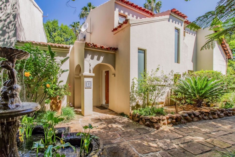 Double-storey cluster let in Eagles Landing - 1HR1678169 Double-storey cluster let in Eagles Landing - 1HR1678169