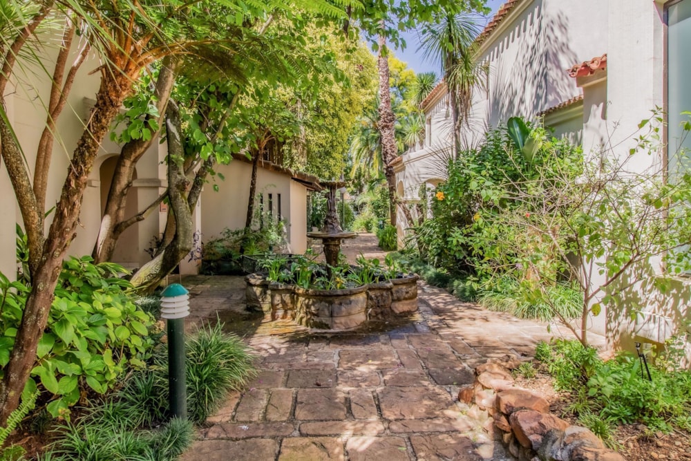 Double-storey cluster let in Eagles Landing - 1HR1678169 Double-storey cluster let in Eagles Landing - 1HR1678169