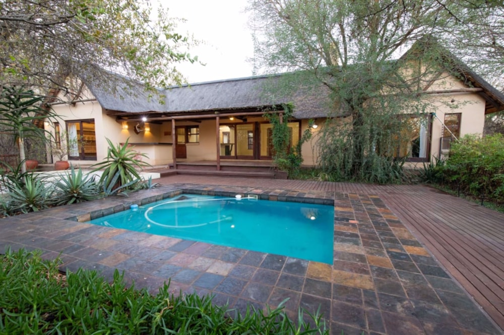 House let in Hoedspruit Wildlife Estate - 1HS1714736 House let in Hoedspruit Wildlife Estate - 1HS1714736