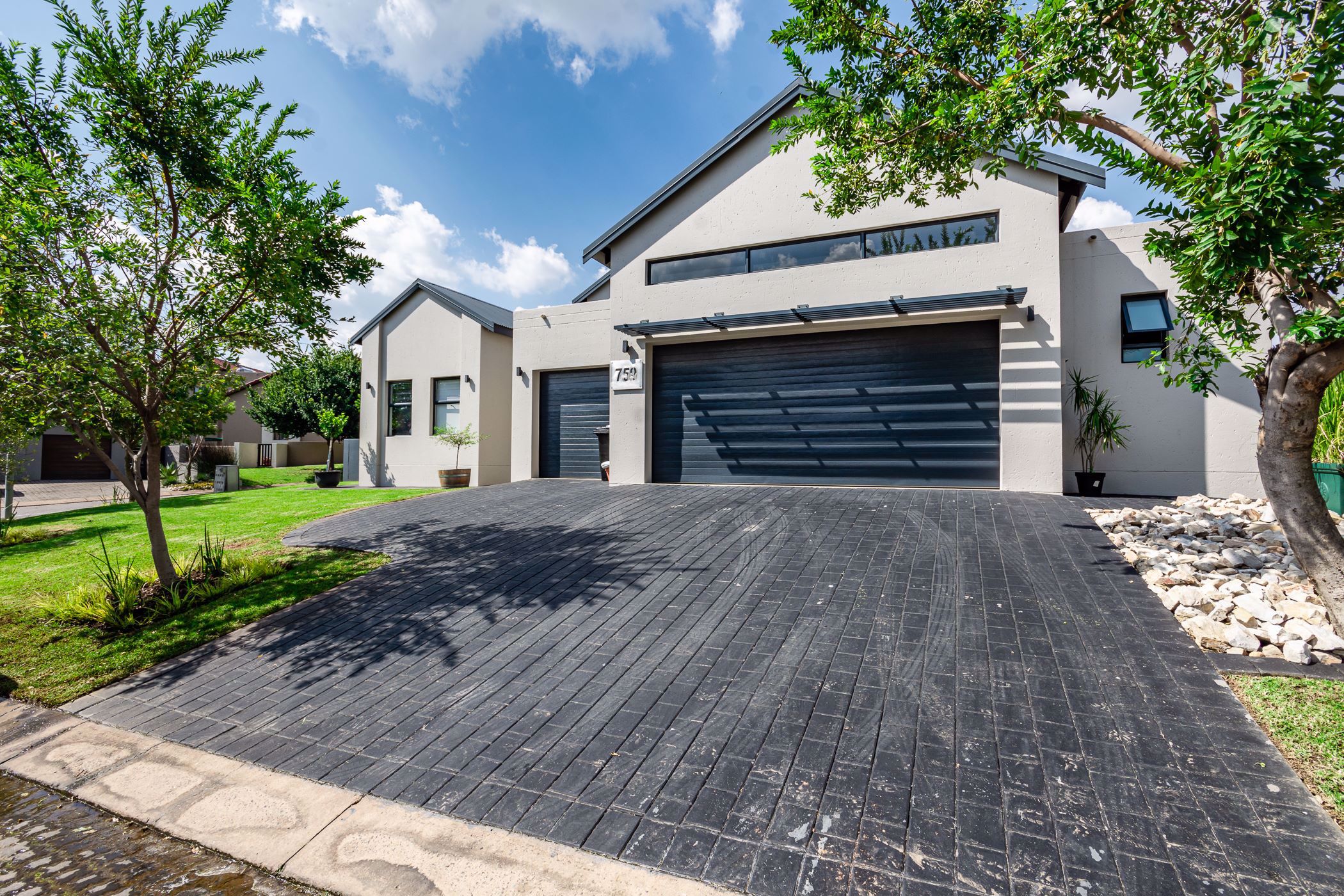 House sold in Copperleaf - 1CU1683613