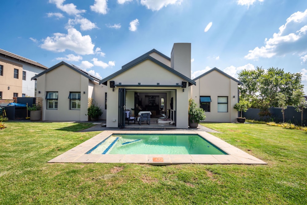 House sold in Copperleaf - 1CU1683613 House sold in Copperleaf - 1CU1683613