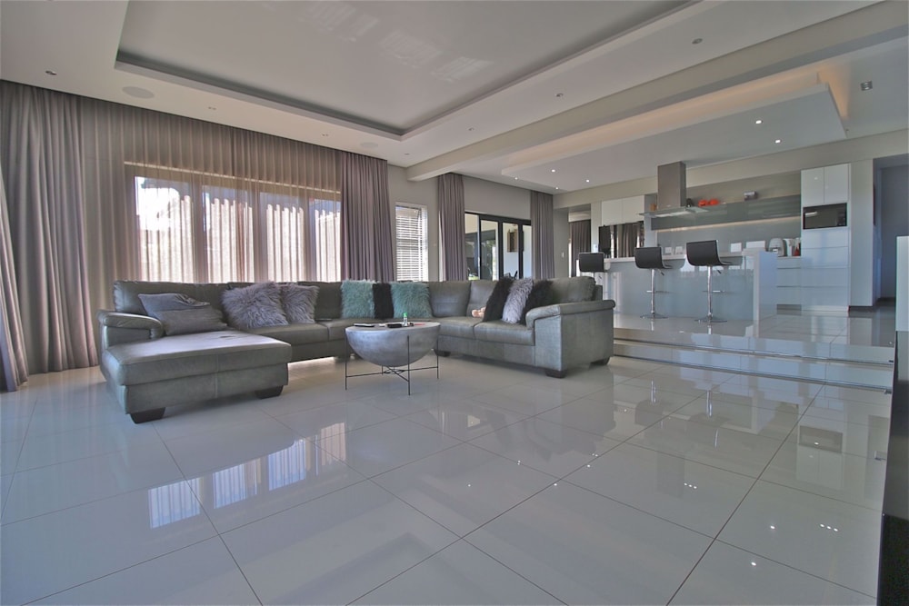 Double-storey house for sale in Baronetcy Estate - 1PLA1565292 Double-storey house for sale in Baronetcy Estate - 1PLA1565292